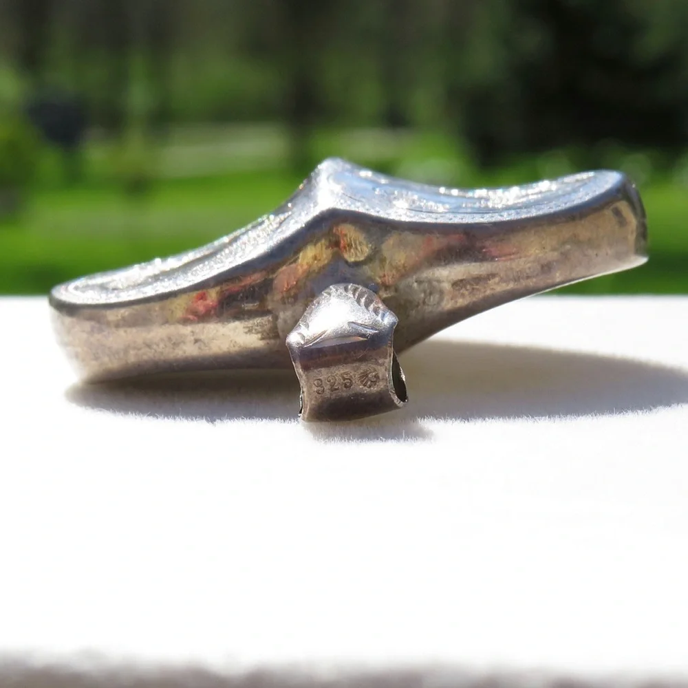 Sterling silver 925